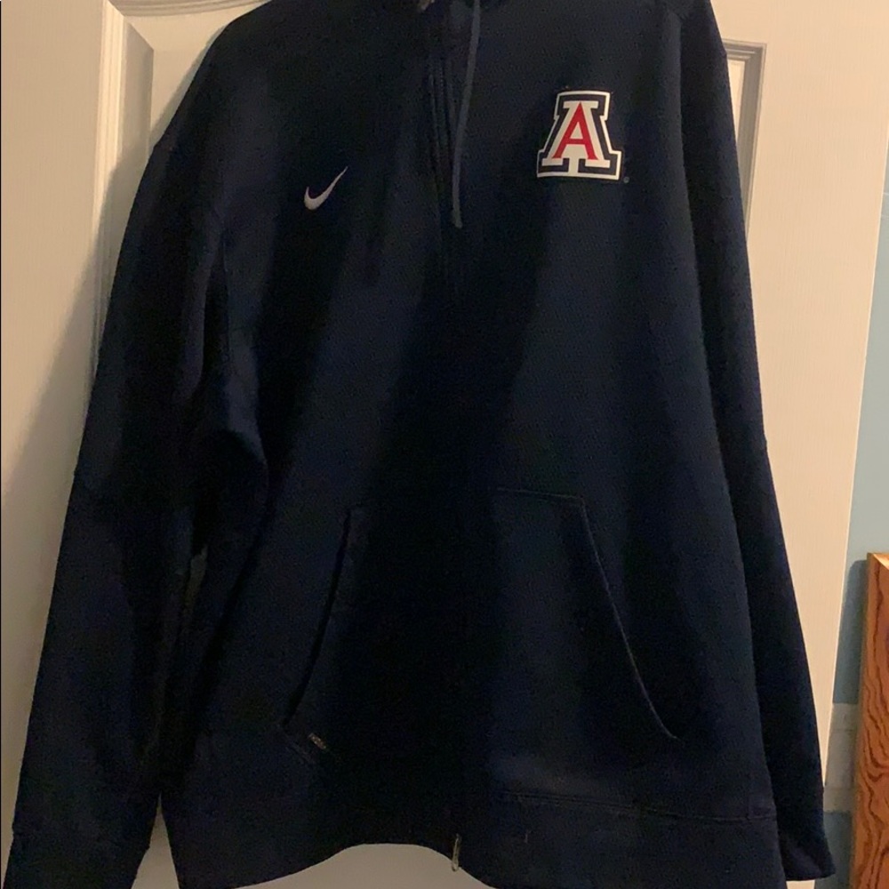 U of A Nike Therma-Fit